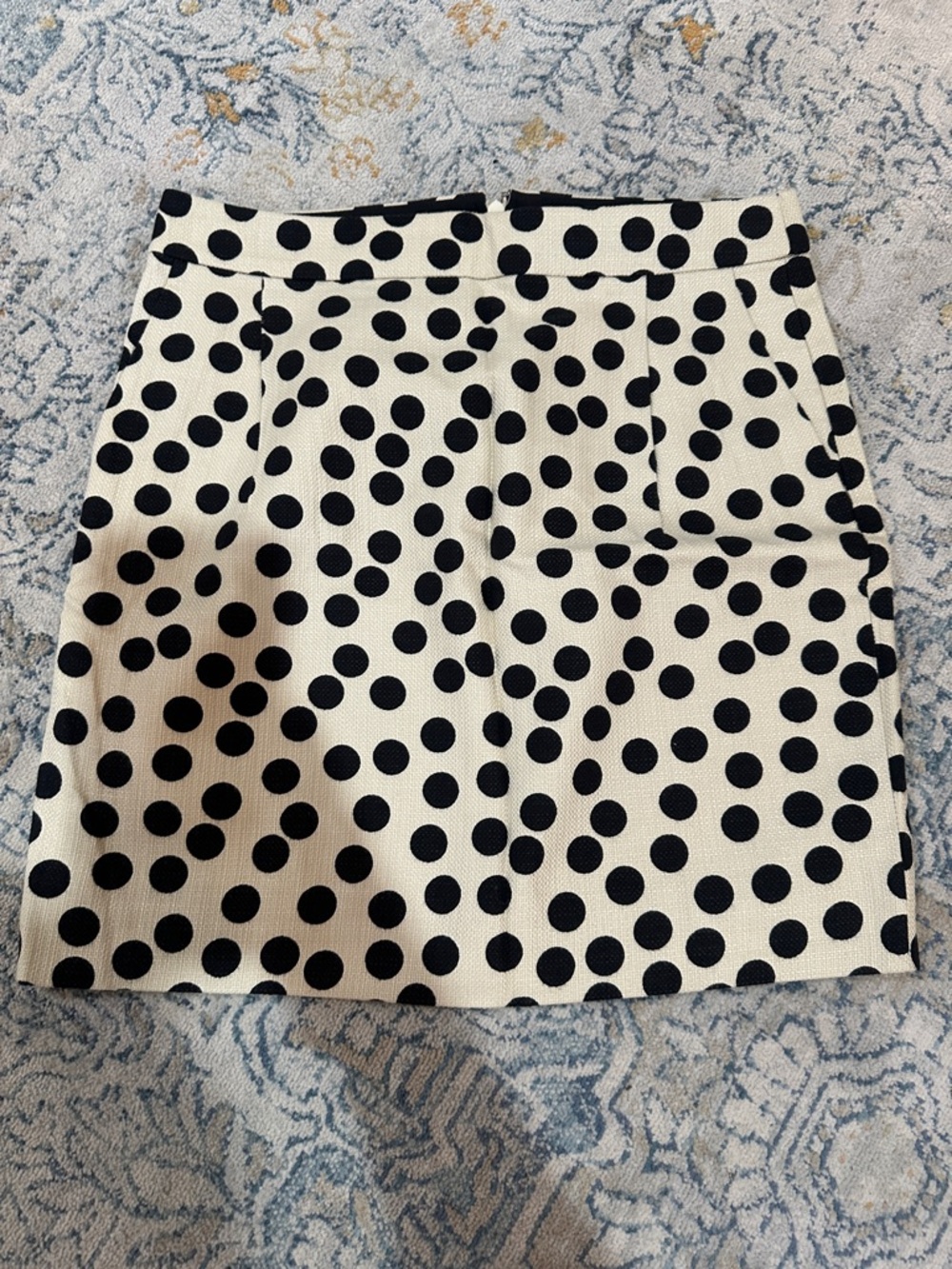 J Crew Size 0 Black Polka Dot Mini Skirt - Ivory Background